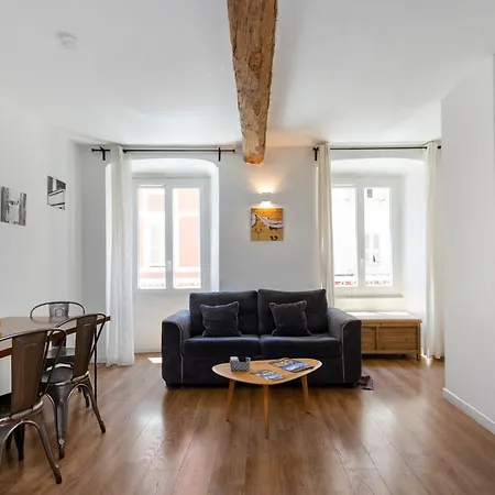 Apartamento T1 Et T2, Quartier Citadelle, St Francois Ajaccio (Corsica)