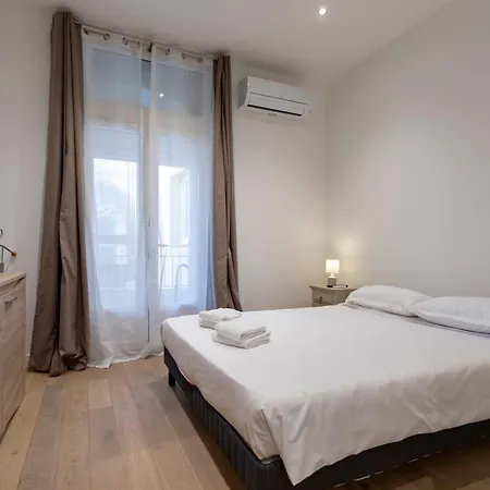 T1 Et T2, Quartier Citadelle, St François * Ajaccio (Corsica)