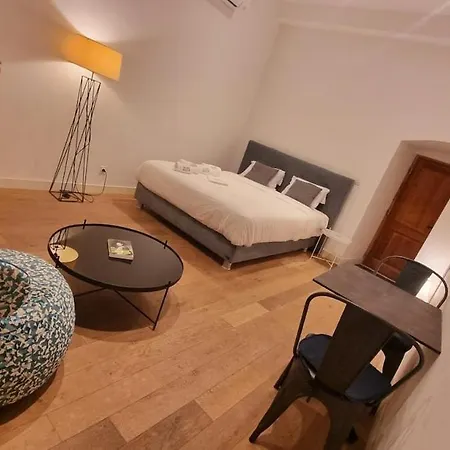 T1 Et T2, Quartier Citadelle, St François Appartement Ajaccio (Corsica)