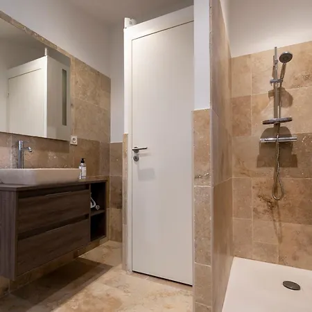 T1 Et T2, Quartier Citadelle, St François * Ajaccio (Corsica)