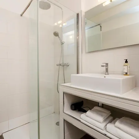 Appartement T1 Et T2, Quartier Citadelle, St François *