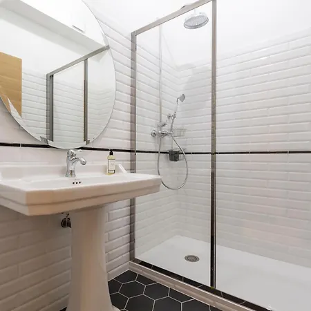 Appartement T1 Et T2, Quartier Citadelle, St François Ajaccio (Corsica)
